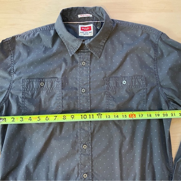 2-Wrangler Burgundy and Charcoal Button-Up Shirts - Picture 8 of 15